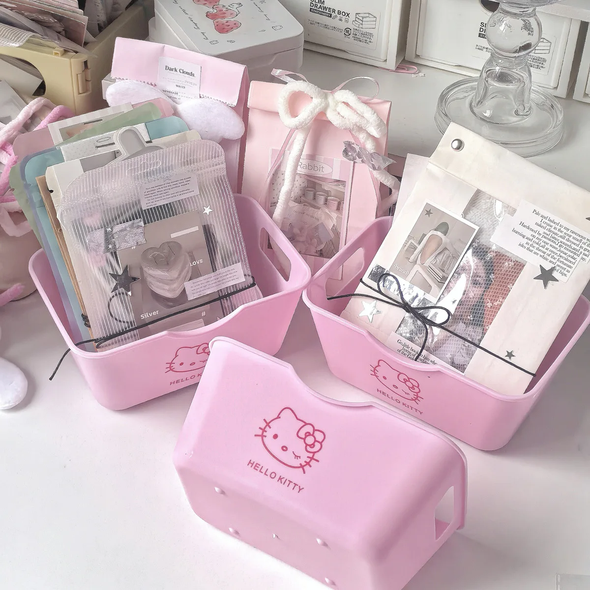 Hello Kitty 2/4Pcs Plastic Org - Home Goods Bathroom Accessories reseña y precio
